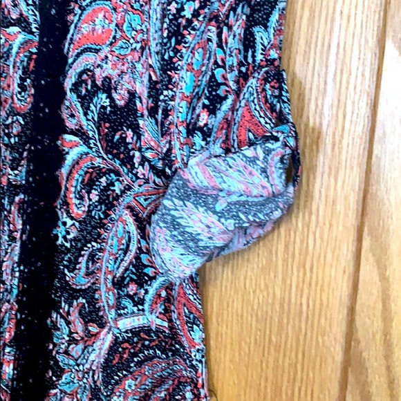 Vanity button down blouse - Picture 3 of 5